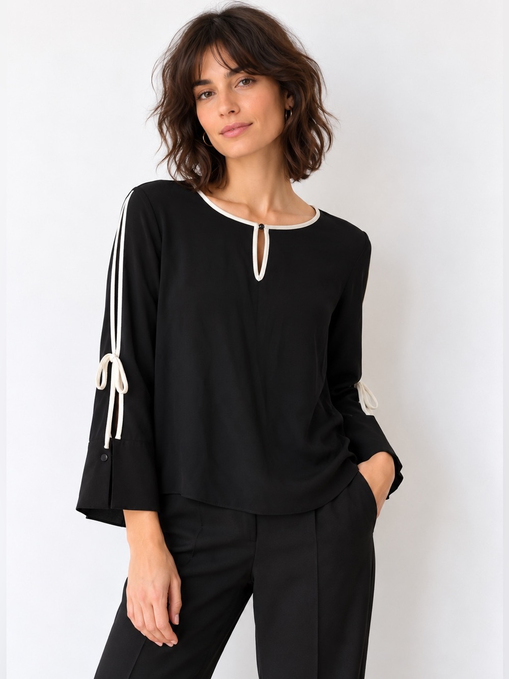 Vince Camuto Black & White Tie Sleeve Blouse Size M